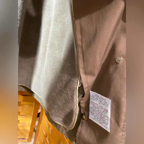 Marshall Fields Vintage Trench Coat (12) - Picture 4 of 5